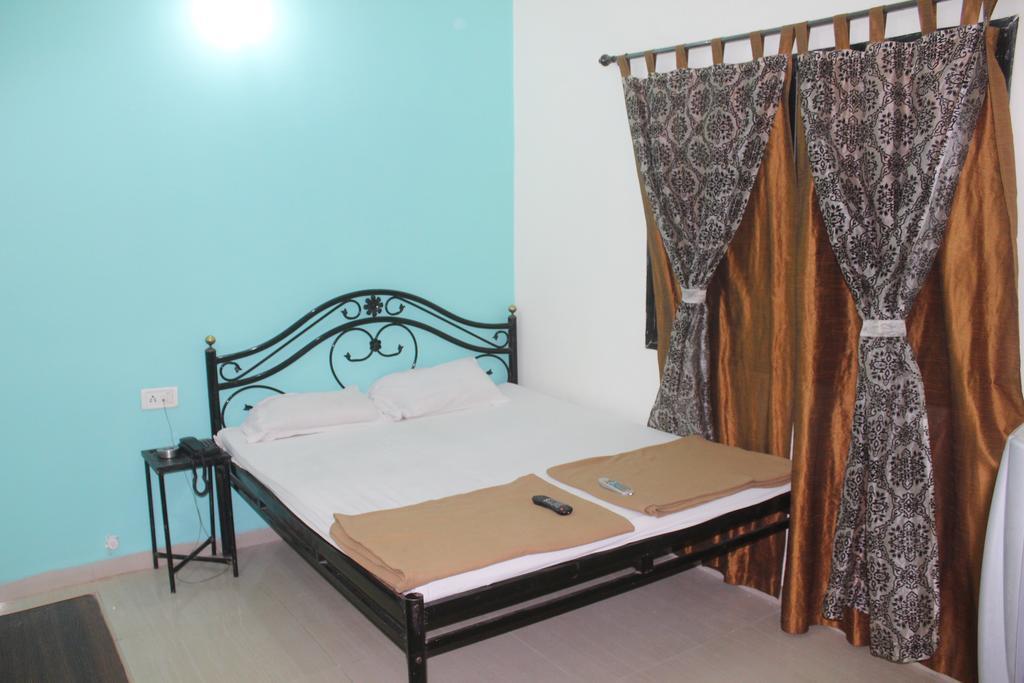 Hotel Preetam Aurangabad Chambre photo